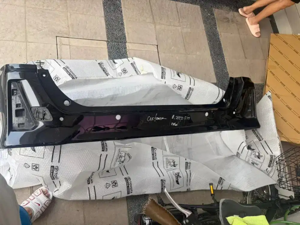 BUMPER REAR VOXY 2018