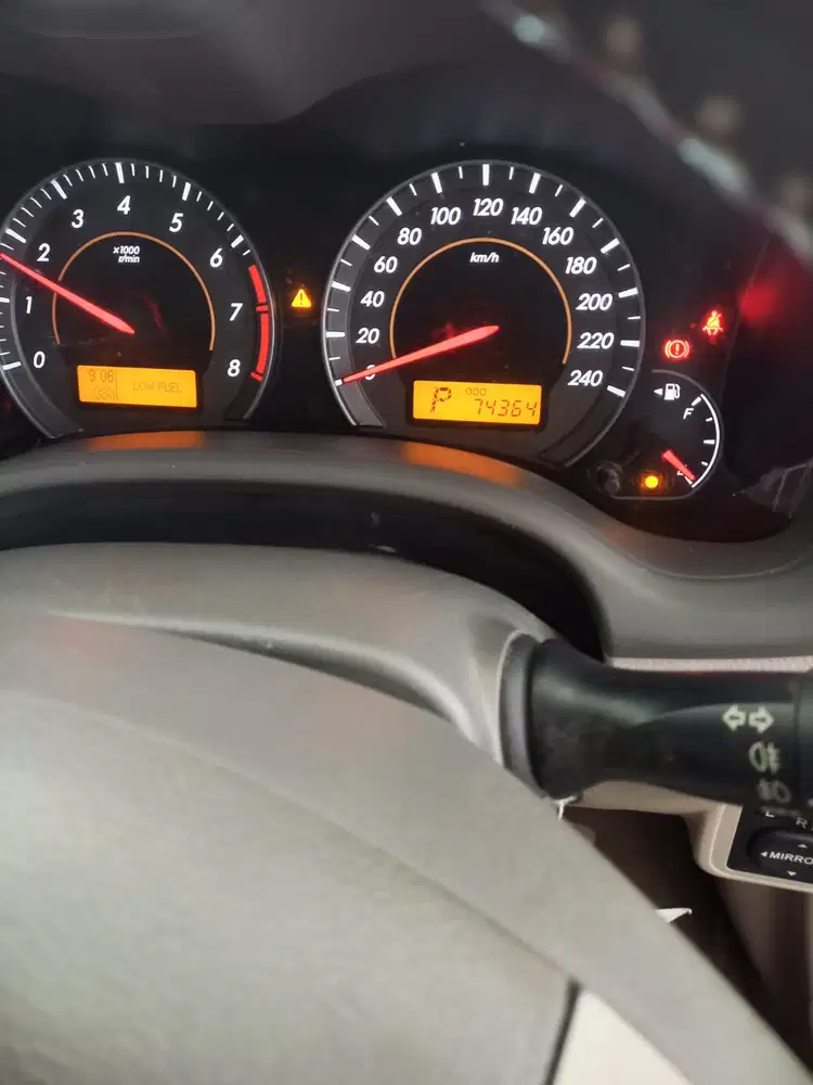 Toyota Corolla Altis 2010 Bensin