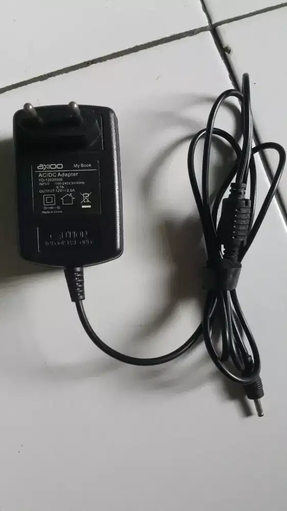 Adapter charger Axioo