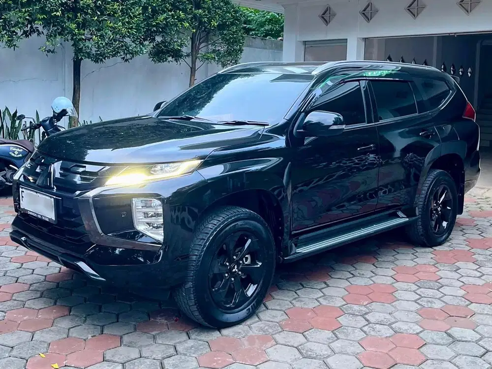 Mitsubishi Pajero Sport Dakar Ultimate 4x4 2024