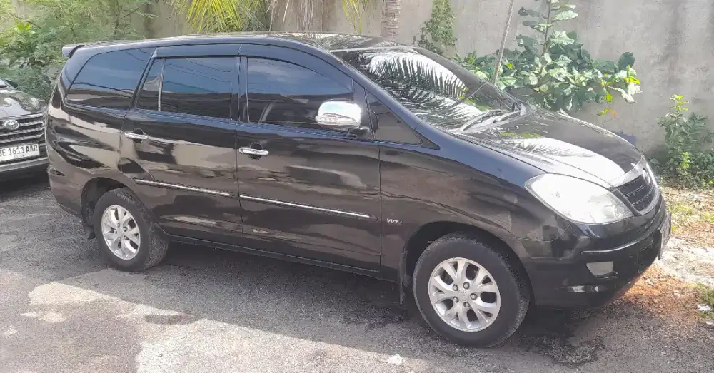 Dijual Mobil Toyota kijang Innova G 2006