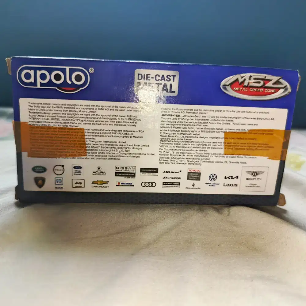 Apolo die-cast metal