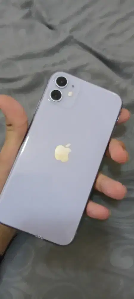 IPhone 11 64gb inter live