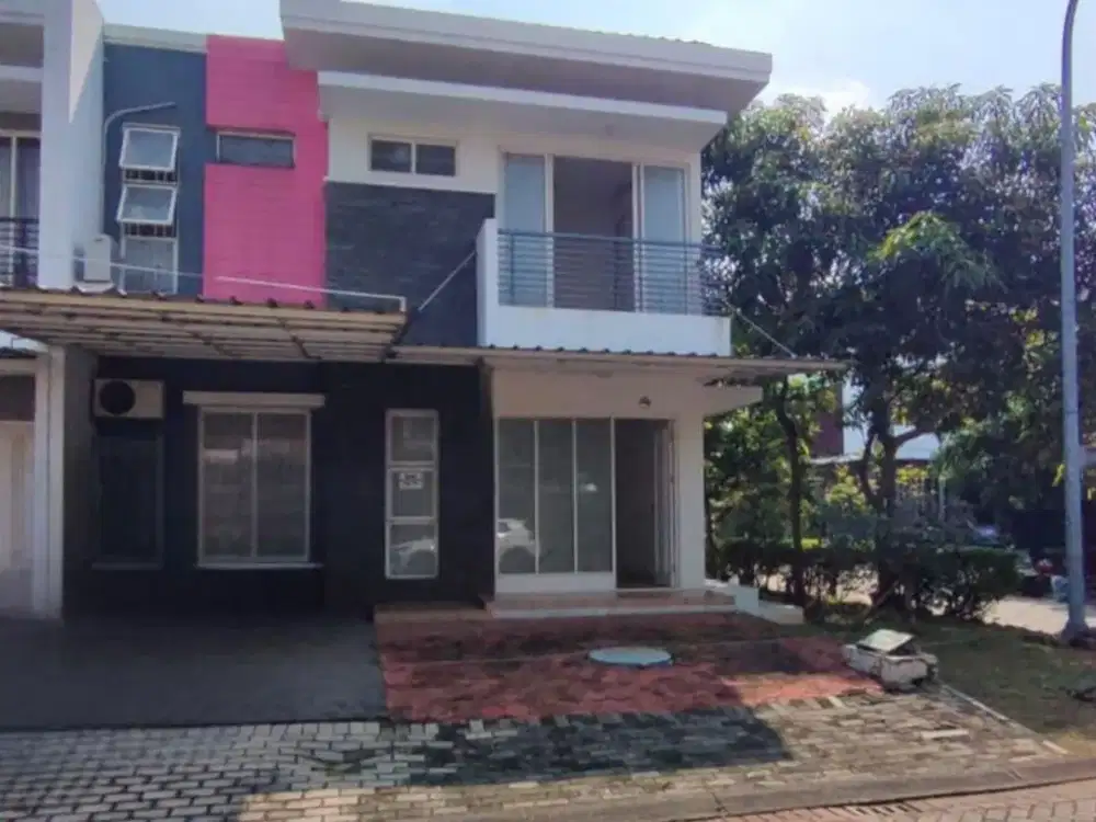 Disewakan Rumah Hook Residence One Siap Huni Luas KT 3+1 Strategis