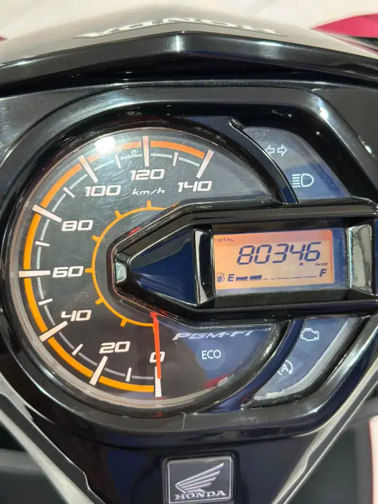 Honda Beat eco 110cc Th 2017 Km 7Rb Anugerah Motor Pucang