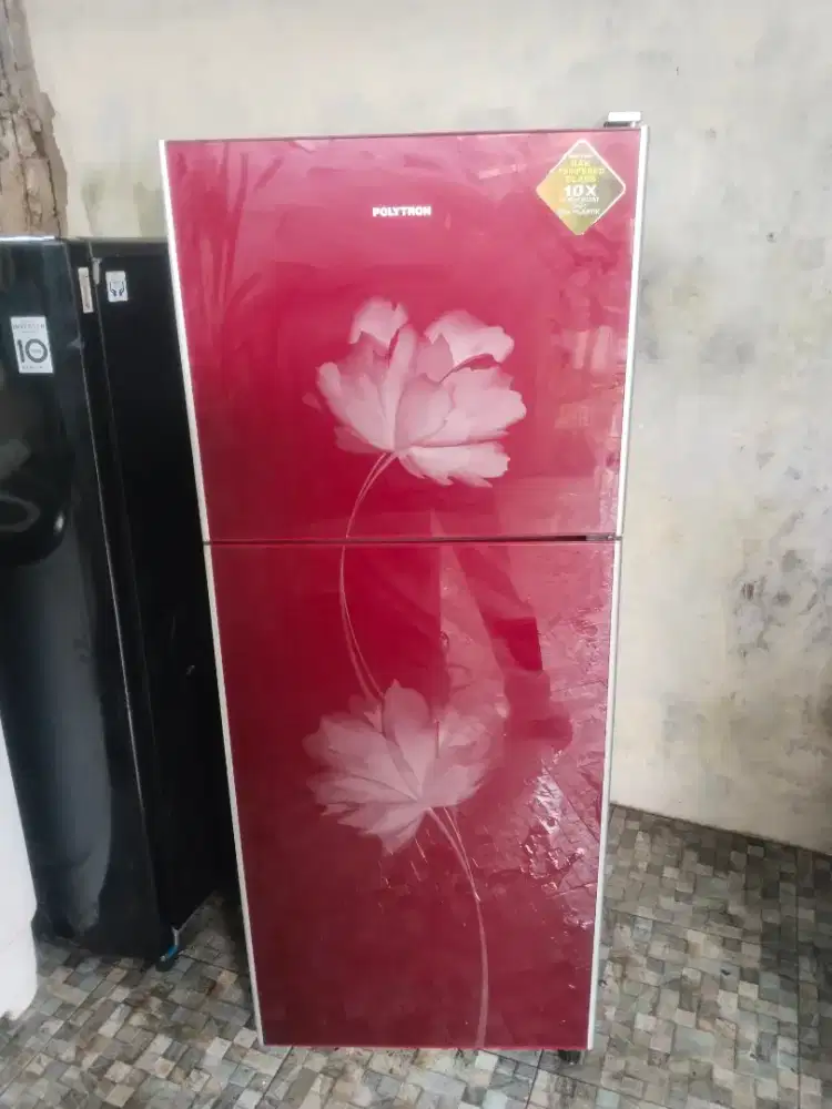 Kulkas 2 pintu polytron