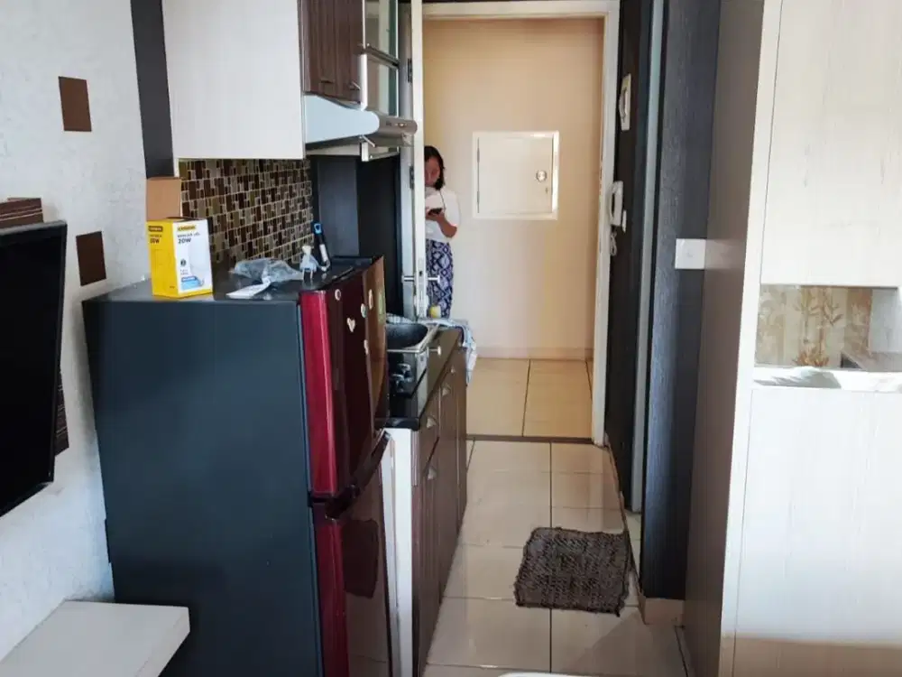 Di jual apartemen tower azola full furnished spring lake summarecon bekasi