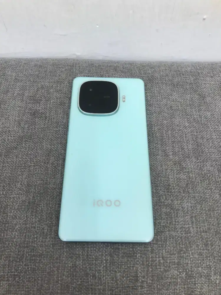 Iqoo Z9 8/256Gb green no tt/bt