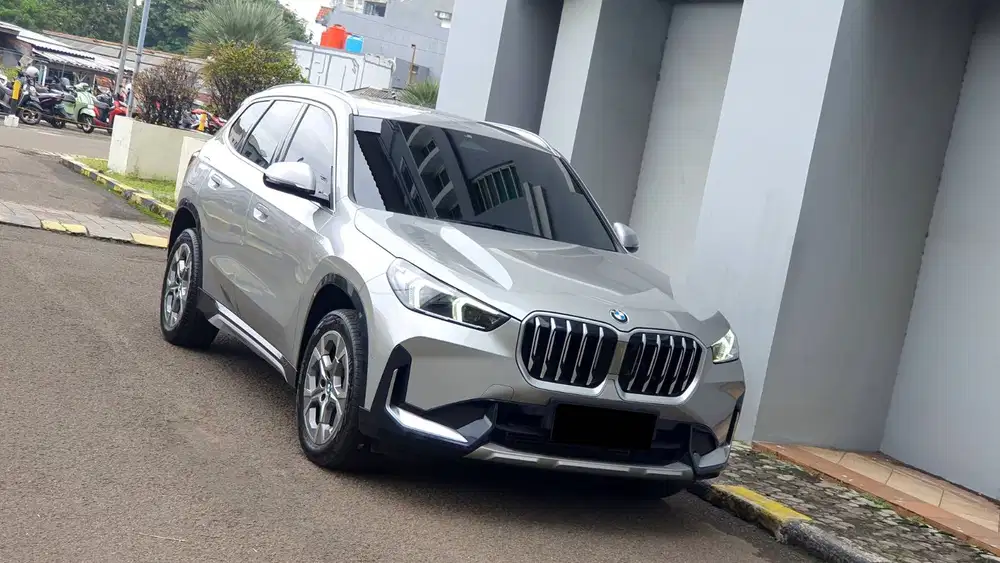 [ LOW KM ] BMW X1 X 1 sDrive 1.8i XLine LCi AT Silver 2023/2024