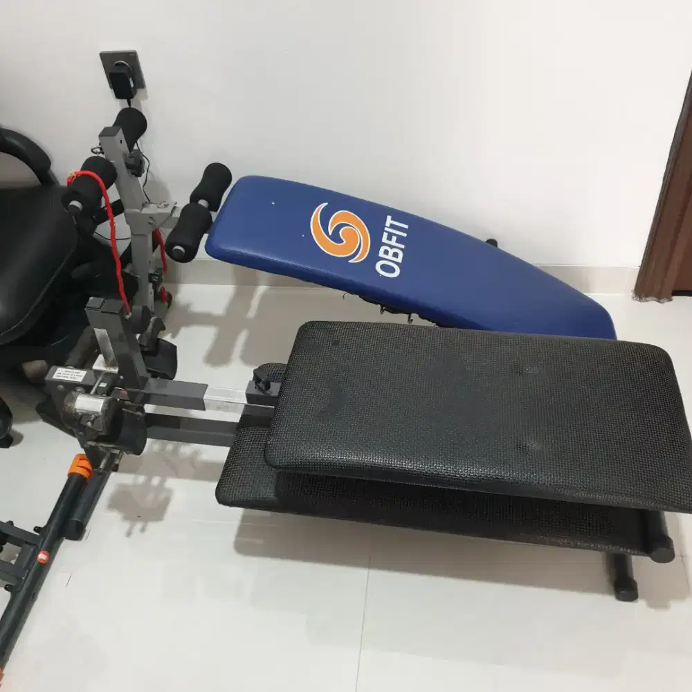 Sit-up bar dan alat penambah tinggi badan bekas murah