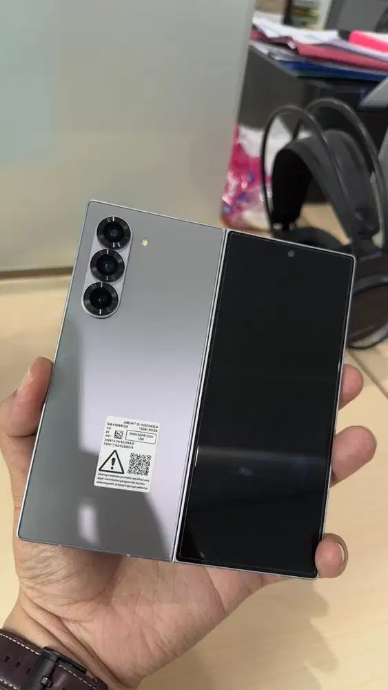 Dijual Samsung Galaxy Fold 6