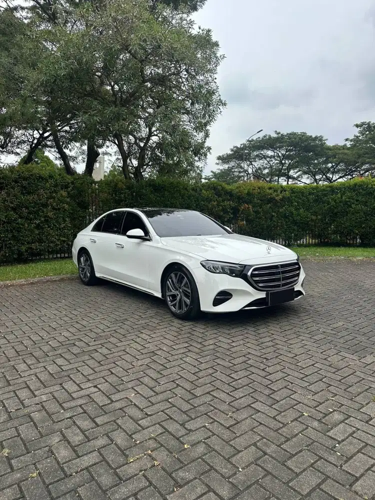 Mercedes Benz E200 Exclusive Line W214 2025
