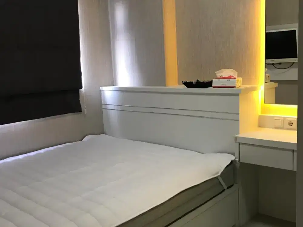 2BR Unit Fully Furnished Green Pramuka – Bougenville Lantai Rendah + Biaya Balik Nama