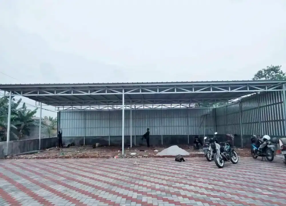 Pasang baja ringan atap spandek