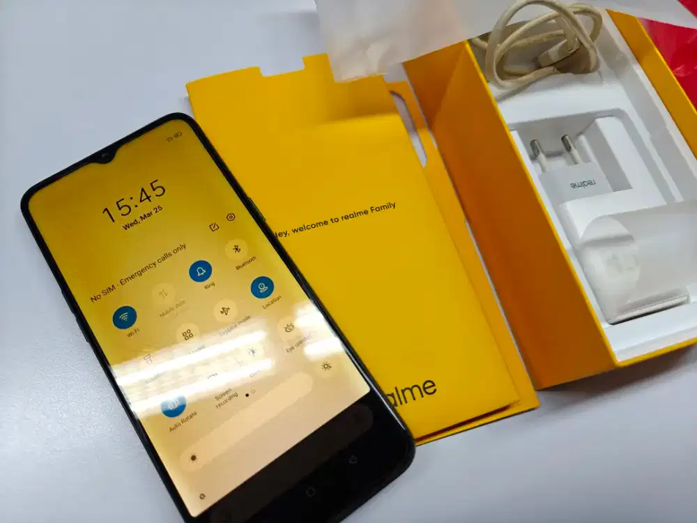 Realme 5i 4/64GB dijual apa adanya