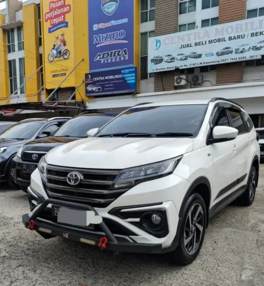 Rush GR manual 1.5 MT 2022 / 2023 istimewa dp 28 jt