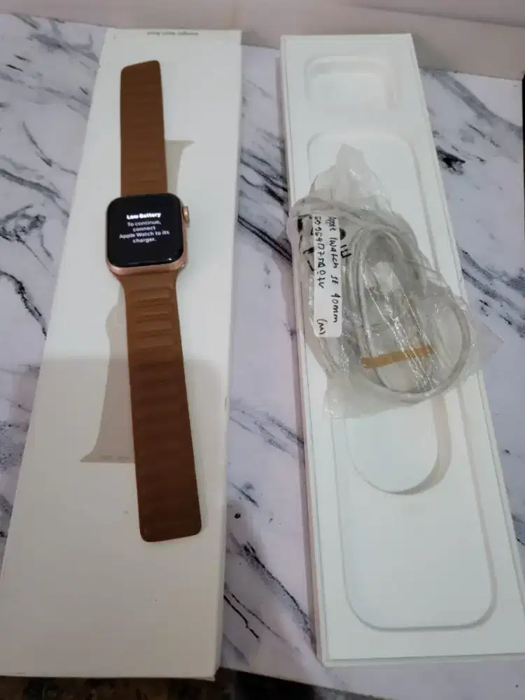 Jual cepat i watch apple SE 40MM Fullset