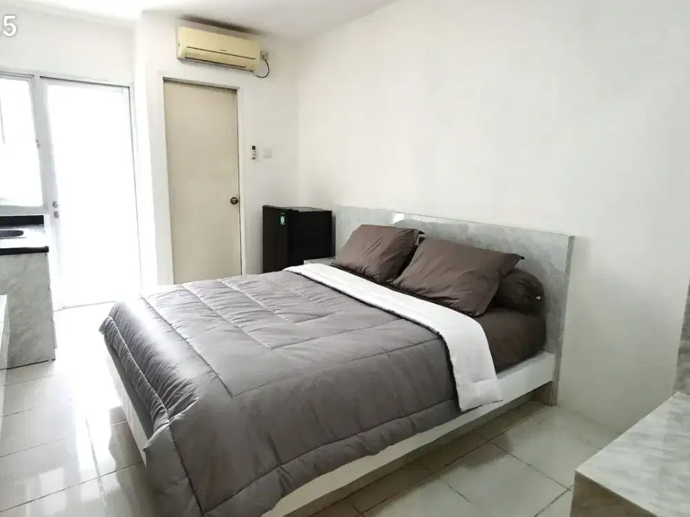 SEWA STUDIO FURNIS MINIMALIS  BERSIH APARTEMEN EDUCITY