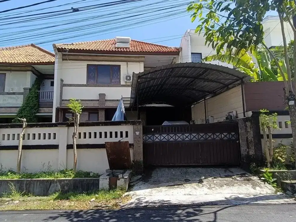 Rumah 2 Lantai Lokasi Premium Dijual, di Buluh Indah, Denpasar Barat