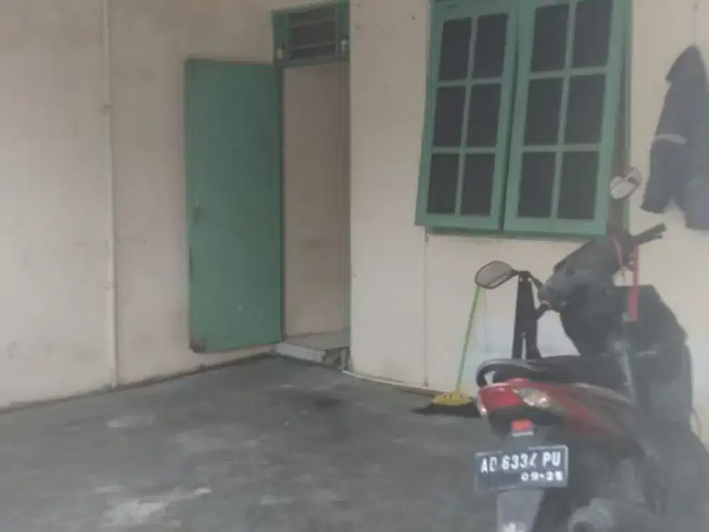 Dijual Rumah Siap Huni di Sektor 9 Solo Baru