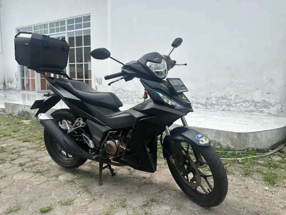 DIJUAL Honda Supra GTR 150 (2017-2018) 15JT NEGO