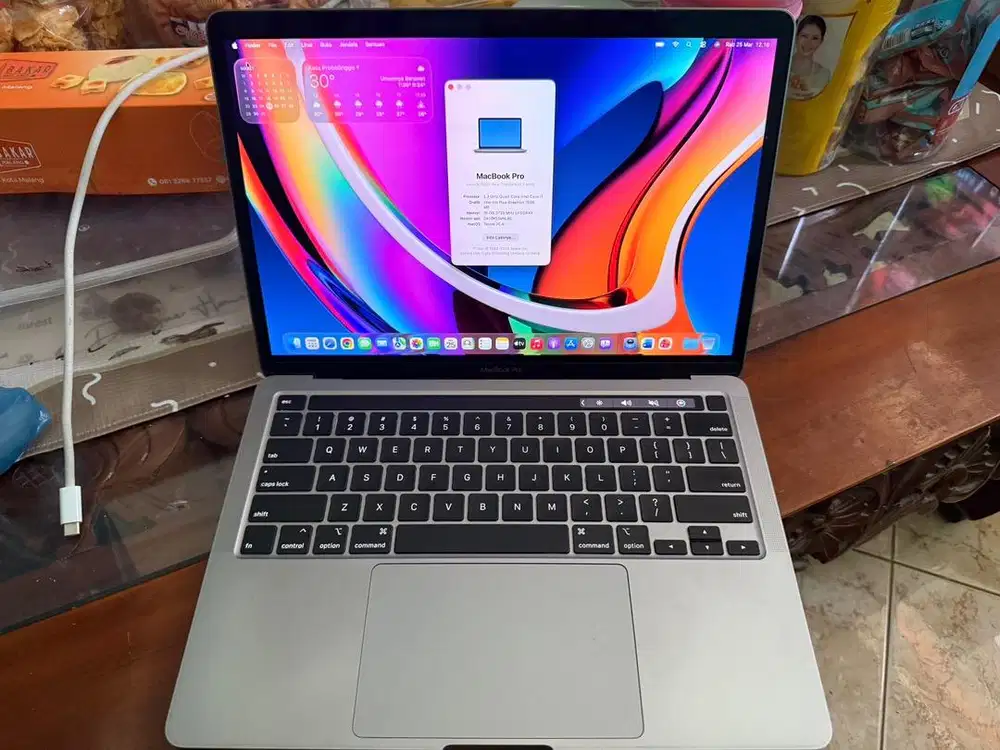 Macbook Pro 2020 Intel 16/512 GB
