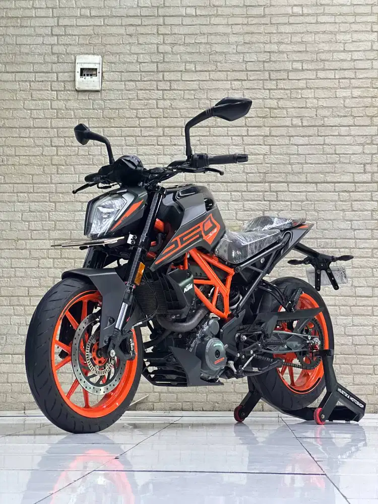 KTM DUKE 250 ABS