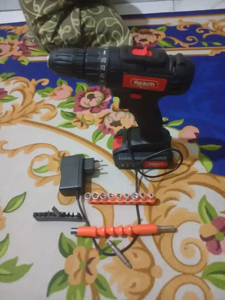 Bor tangan merk Reim