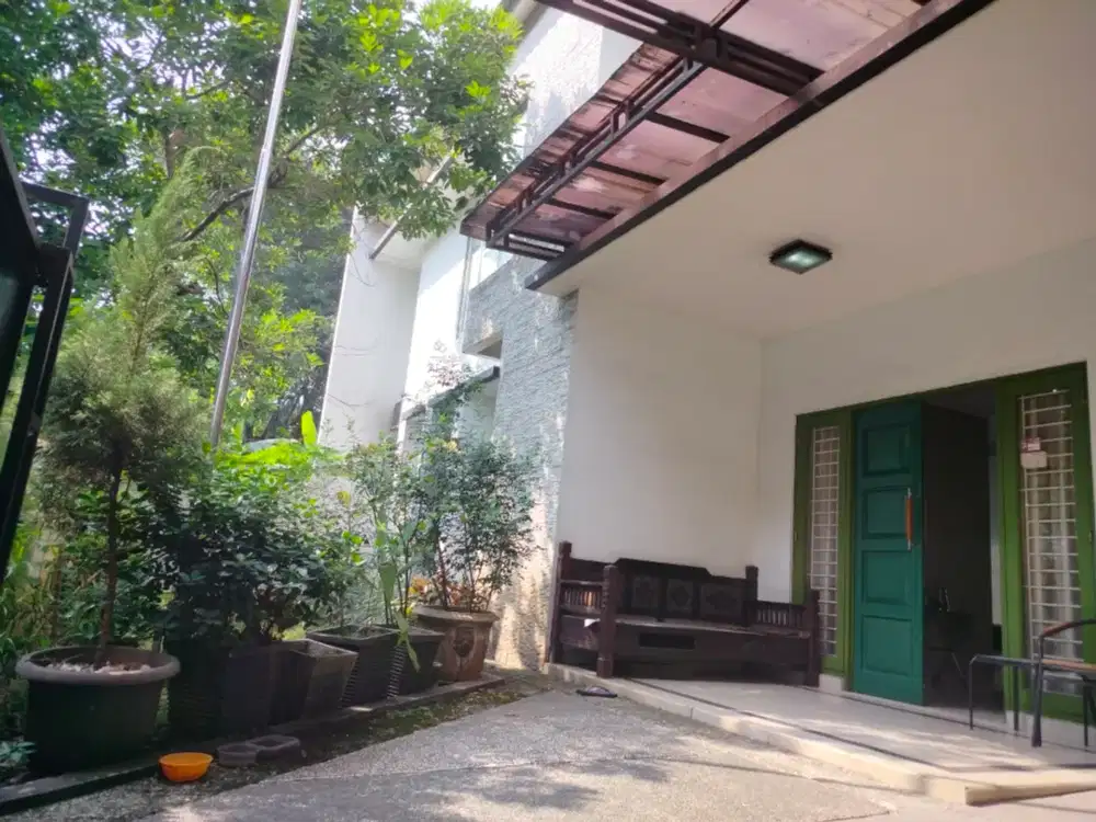 Dijual Rumah Di  Perumahan  Jakasampurna Galaxy, Bekasi