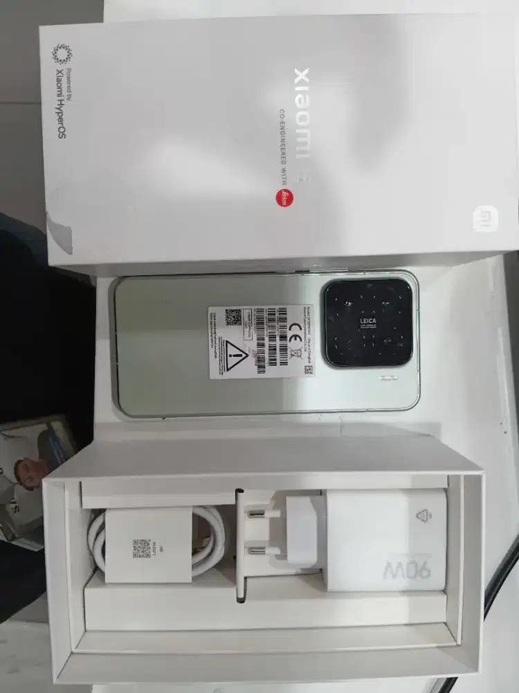 Xiaomi 15 12/256gb