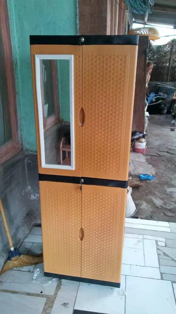 lemari diva mizu kaca