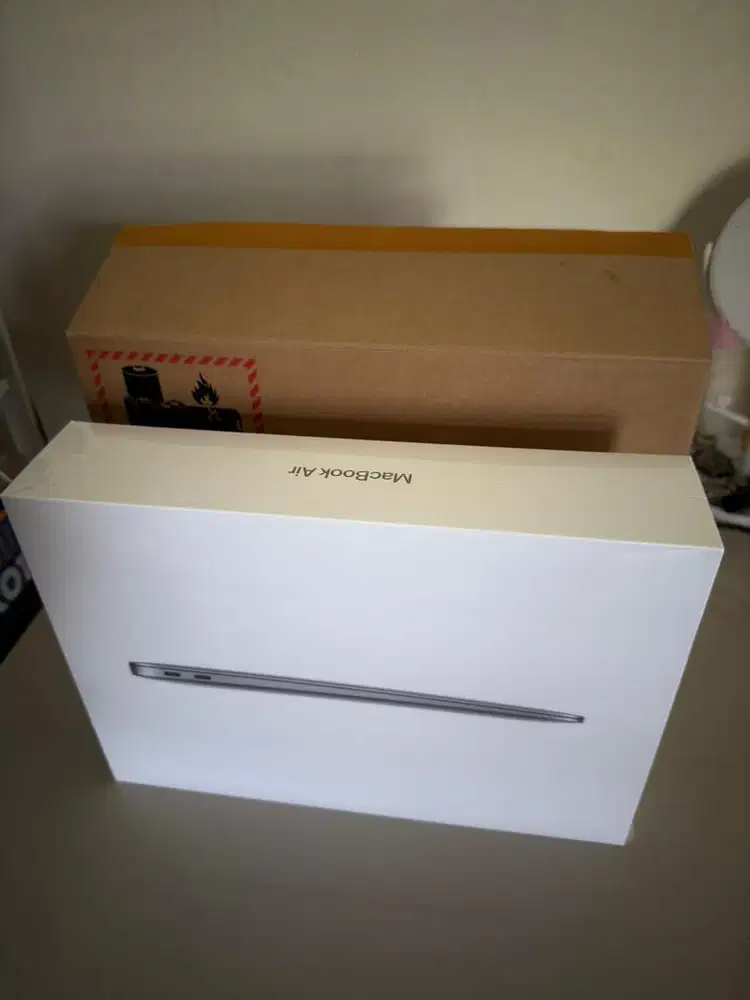 Dijual: MacBook Air M1 (BNiB, Space Gray, Garansi Resmi)