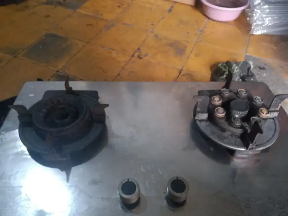 Kompor tanam stenlis