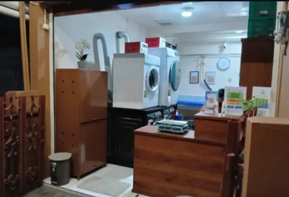 DIJUAL PERALATAN LAUNDRY