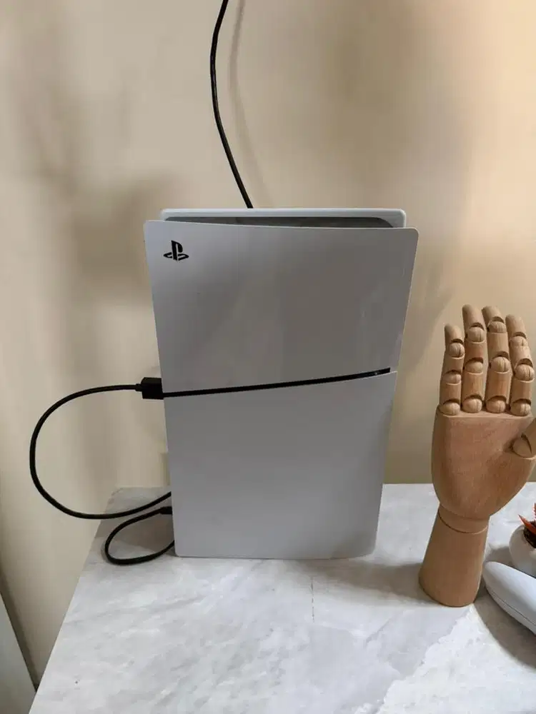 Playstasion 5 Model Slim