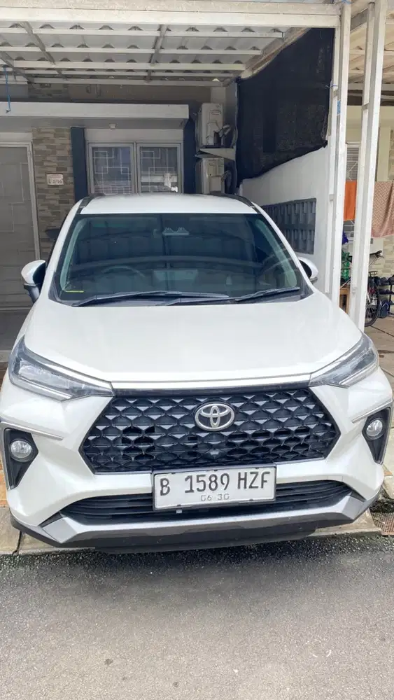 Toyota Veloz Q-TSS 2025