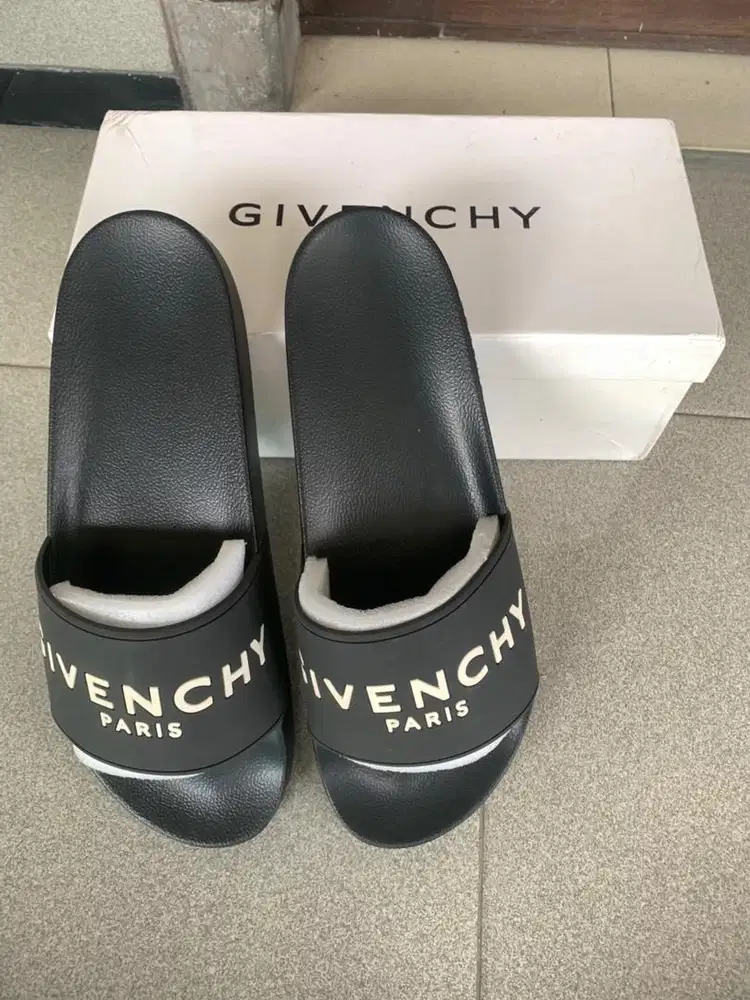 Sandal selop G1venchy