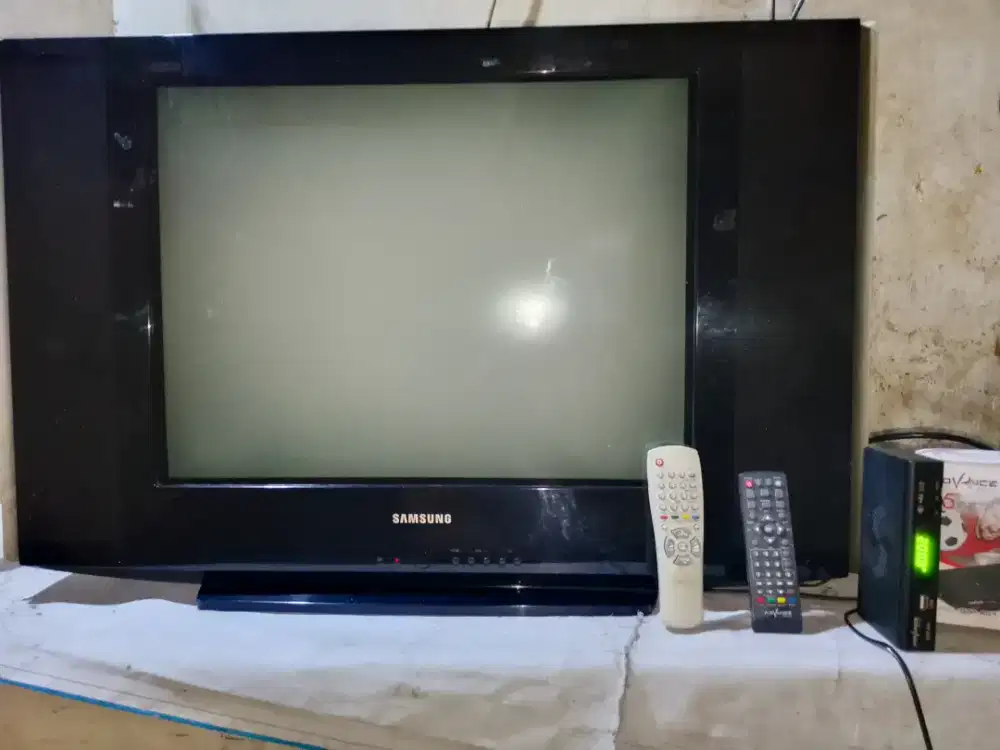 TV 29 slim SAMSUNG + STB