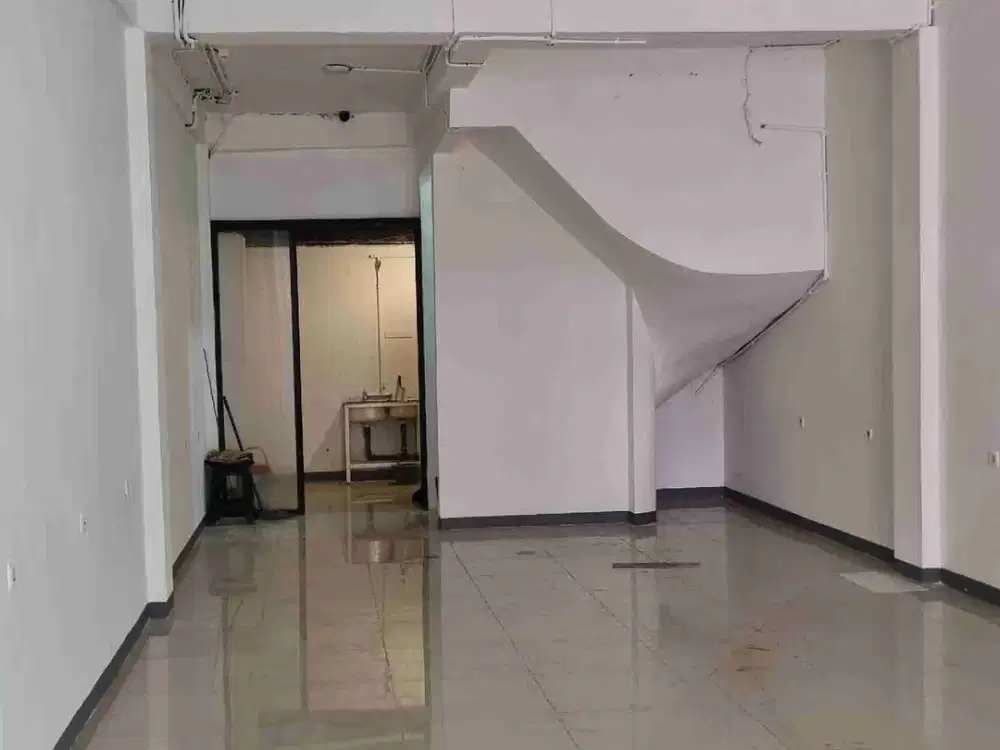 Dijual Ruko Boulevard Raya  4 Lt Rapih