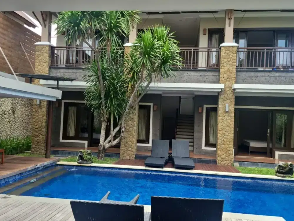 Dijual Villa Mewah di Jalan Dewa Saraswati