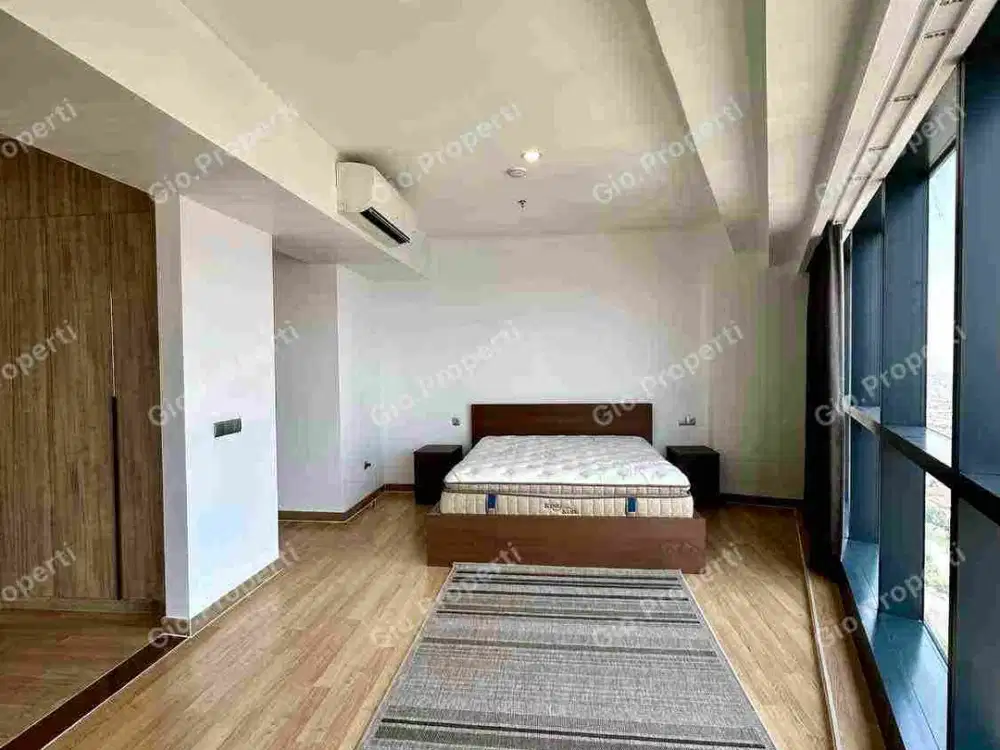 APARTEMEN THE PEAK RESIDENCE PRIVATE LIFT BEST VIEW