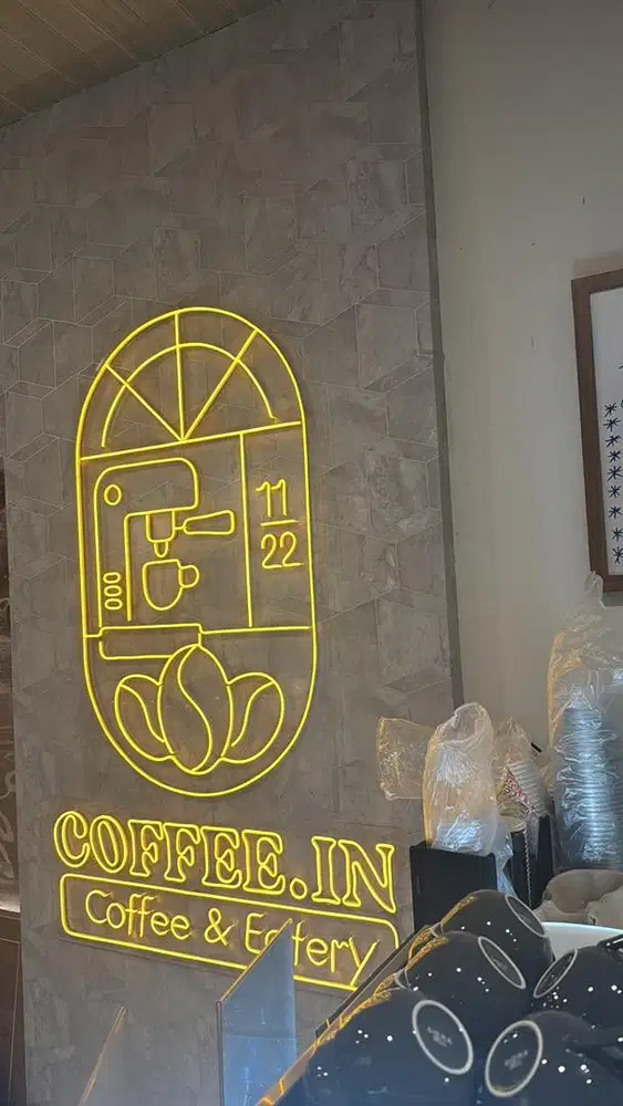 Kerja di Coffee Shop