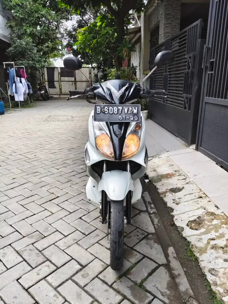 Dijual Suzuki Skywave 2010
