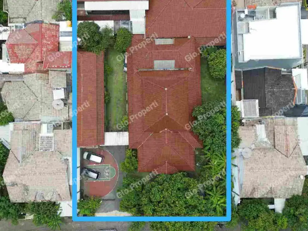 RUMAH BESAR HITUNG TANAH BISA JADI BANYAK RUMAH MANYAR 8jt/m²