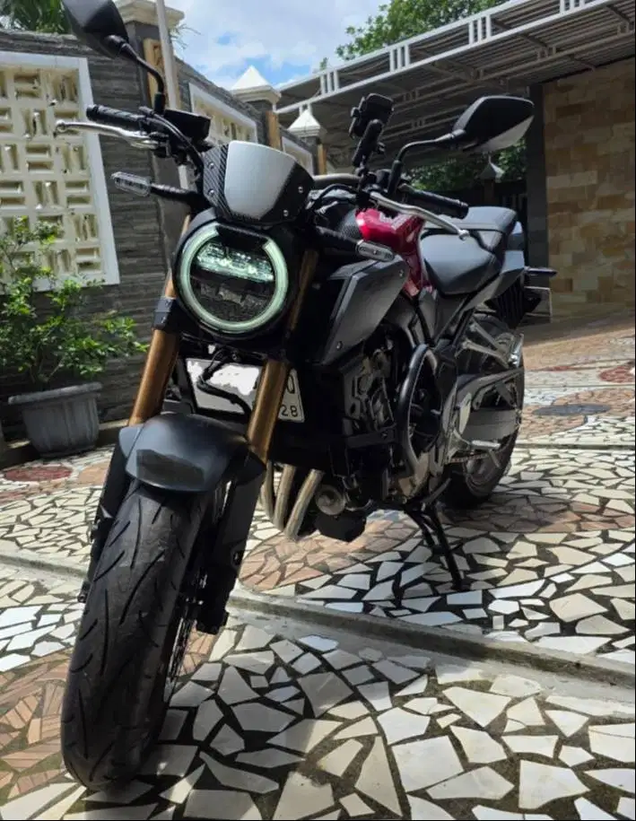 Jual CB 650 R Barang Simpanan