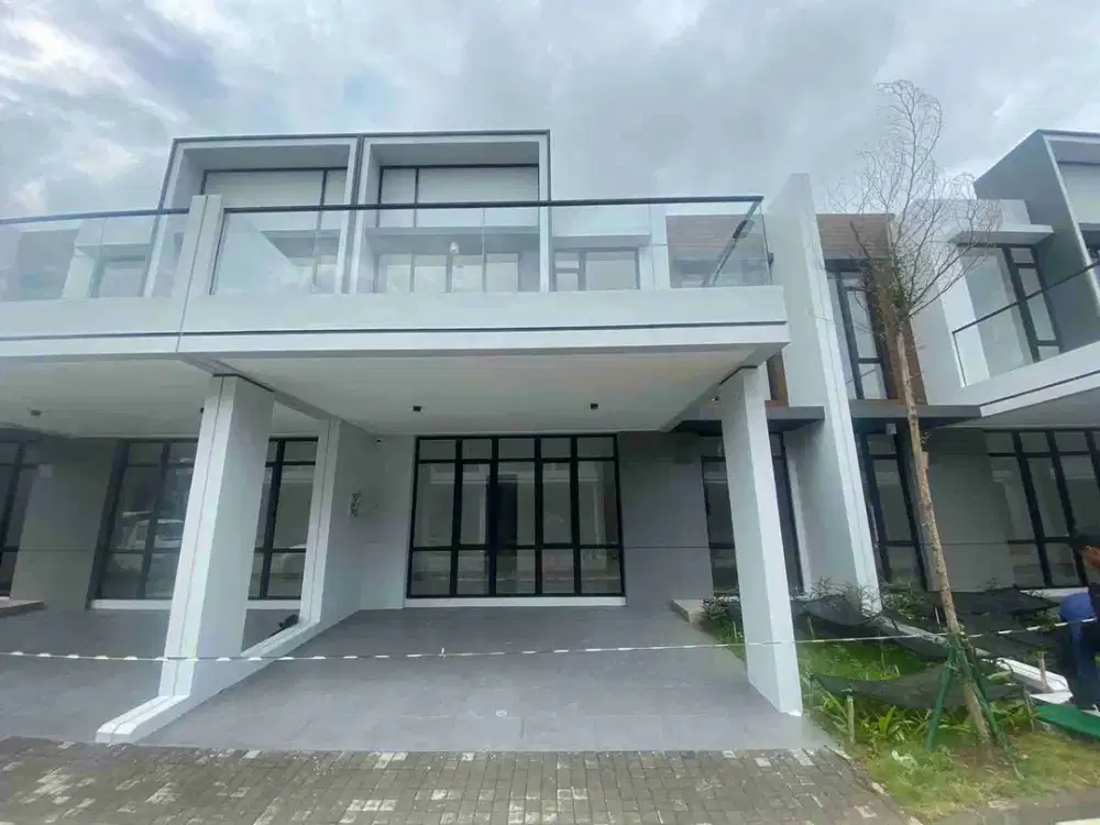 Sewa Rumah Milenial PIK 2 Kondisi Rapih dan Hadap Selatan