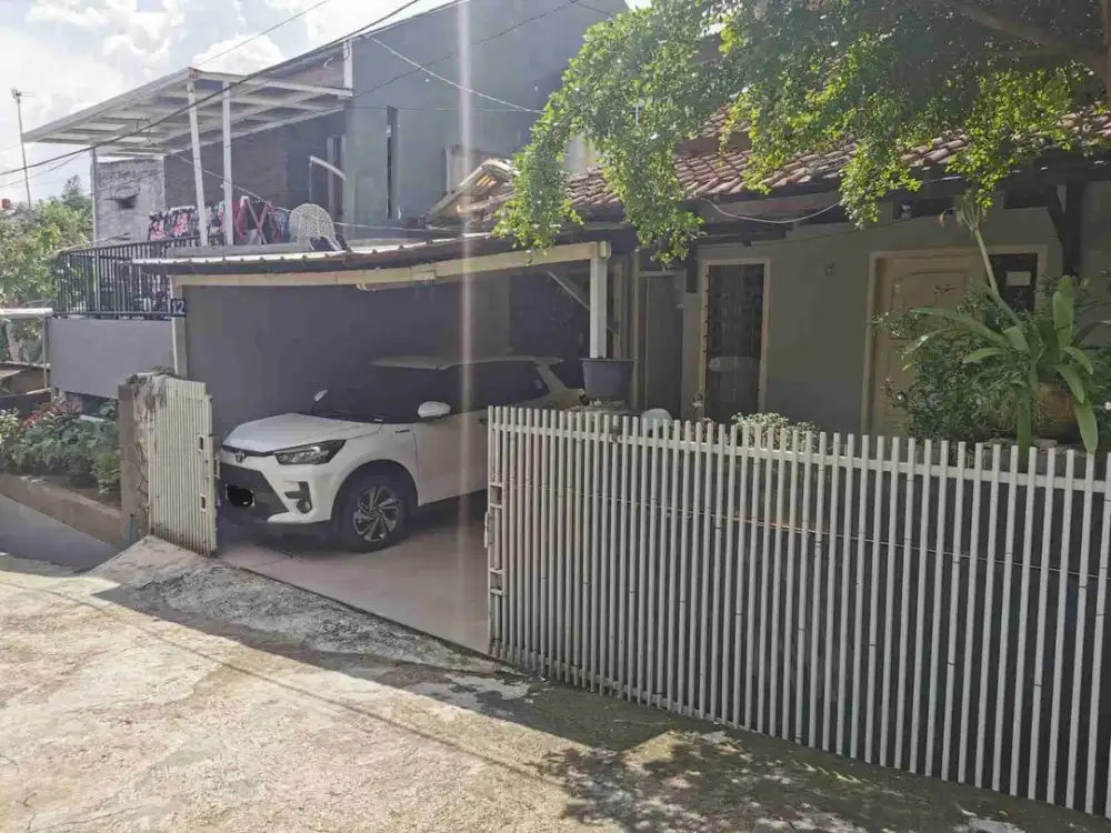 Dijual Rumah Dalam Komplek Di Padasuka Kota Bandung