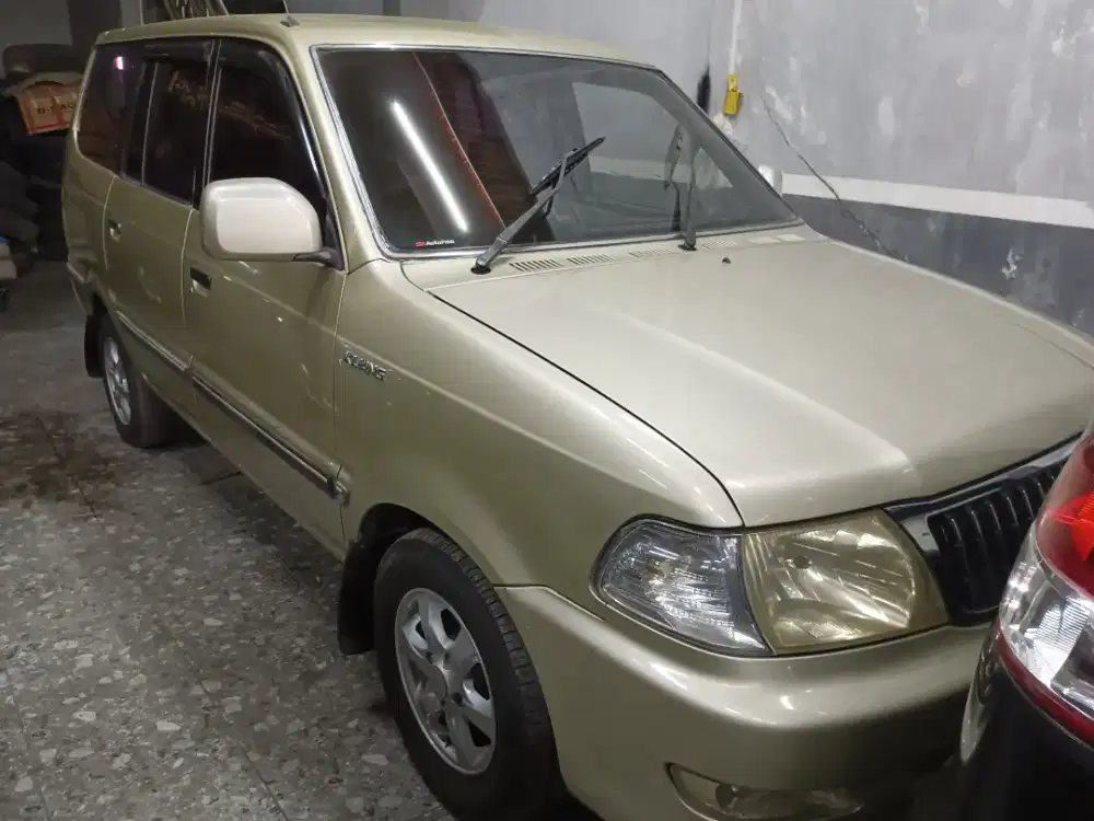 KIJANG LGX 2004 SOLAR