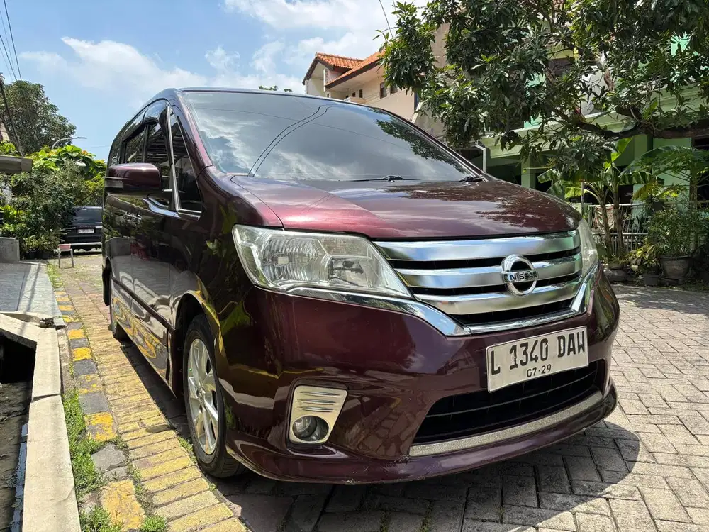 Nissan Serena Hws at 2013.