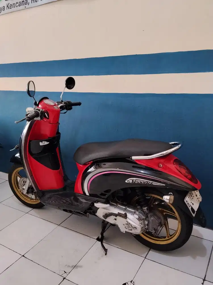 JUAL CEPAT HONDA SCOOPY KARBU 2012 FULL ORISINIL